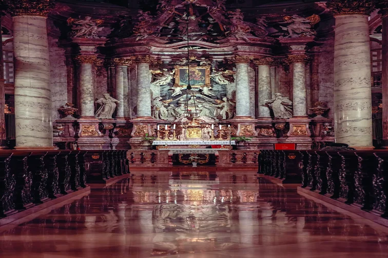 Budapest, ELTE főépület és egyetemi templom