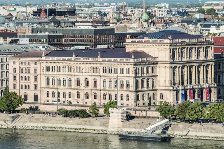 Budapest, Magyar Tudományos Akadémia székháza