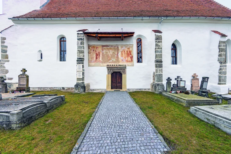 Csíkdelne, római katolikus templom