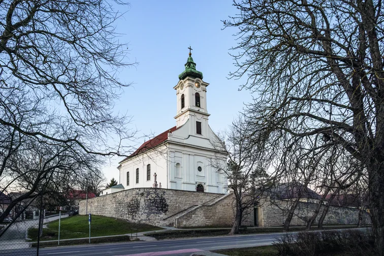 Etyek, római katolikus templom