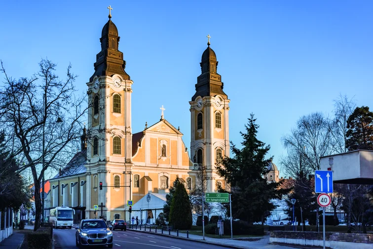 Gyöngyös, római katolikus templom