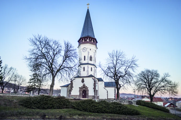 Gyöngyöspata, római katolikus templom