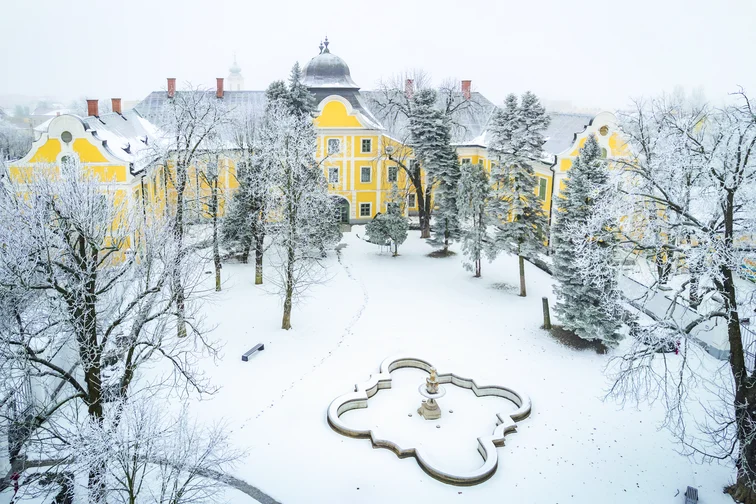 Hatvan, Grassalkovich-kastély és parkja