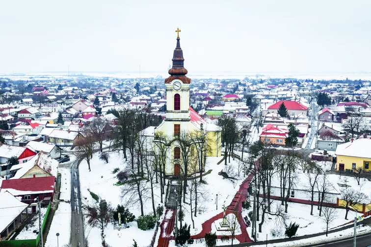 Jászjákóhalma, római katolikus templom