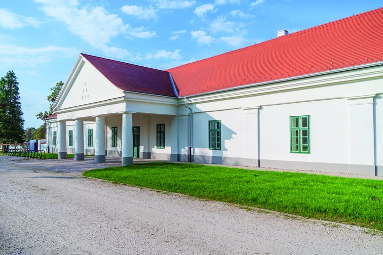 Keszthely, fenékpusztai Festetics-majorság