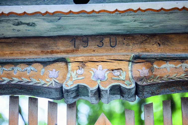 Mikháza, ferences kolostor