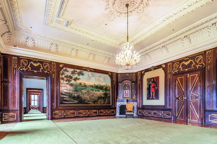 Pápa, Esterházy-kastély