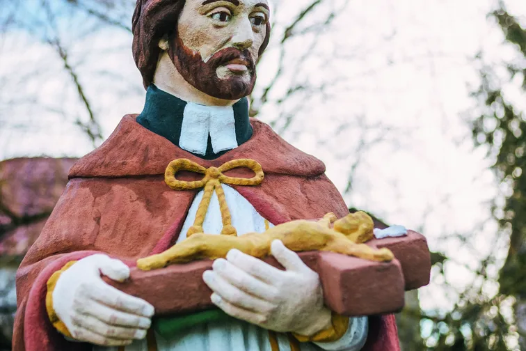 Szakály, Nepomuki Szt. János-szobor